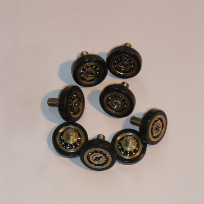 media/images/014041030/014041030-fuehrungsrolle-24-mm-durchmesser_1-1.jpg media/images/014041030/014041030-fuehrungsrolle-24-mm-durchmesser_1-1.jpg